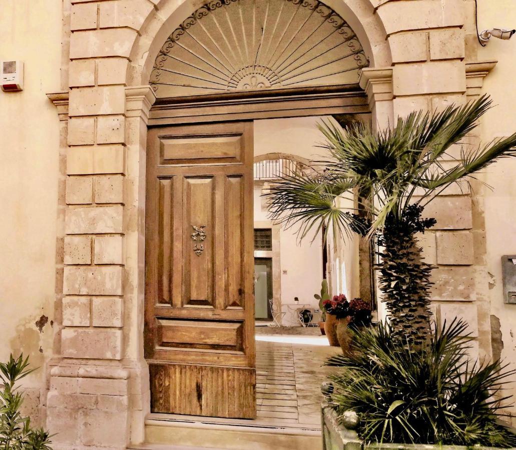 Incantevole Appartamento In Palazzo Storico Ortigia Syracuse Екстер'єр фото